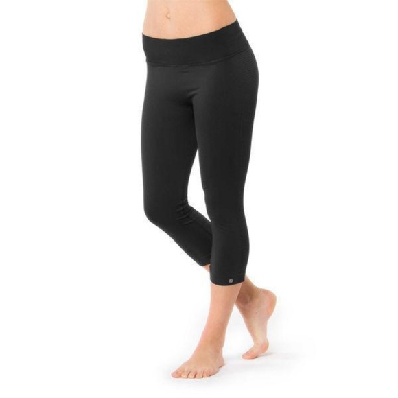 Brooks Pants - NWT BROOKS WOMEN'S PUREPROJECT SEAMLESS CAPRI